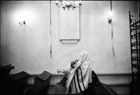 Praying before Shabbat service in the Remu Synagogue. 1979